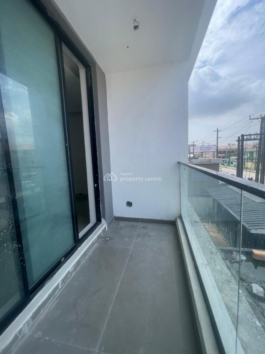 2 Bedroom Apartment with Pool and Gym, Oniru, Victoria Island (vi), Lagos, Block of Flats for Sale