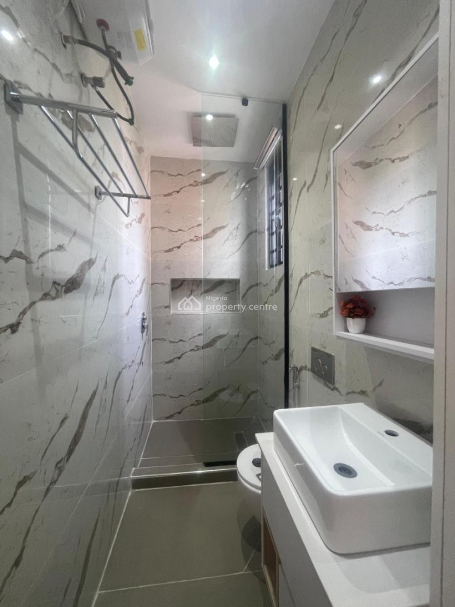 2 Bedroom Apartment with Pool and Gym, Oniru, Victoria Island (vi), Lagos, Block of Flats for Sale