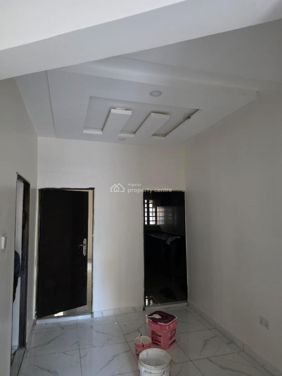 Spacious and Luxury 2 Bedroom Flat with Fitted Kitchen, Badore Road, Badore, Ajah, Lagos, Flat / Apartment for Rent