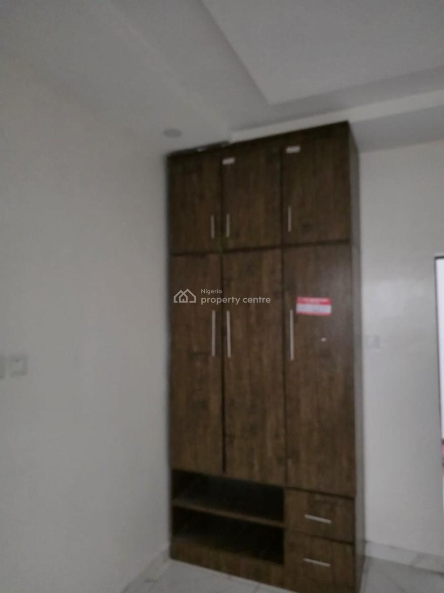 Spacious and Luxury 2 Bedroom Flat with Fitted Kitchen, Badore Road, Badore, Ajah, Lagos, Flat / Apartment for Rent
