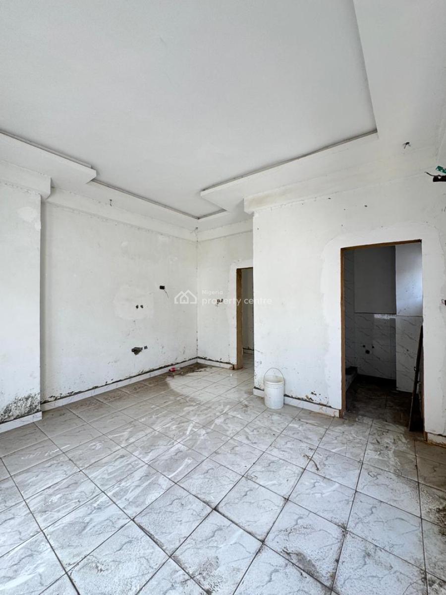 Lovely 3 Bedroom Apartment with Bq in a Gated Community, Anthony, Maryland, Lagos, Block of Flats for Sale