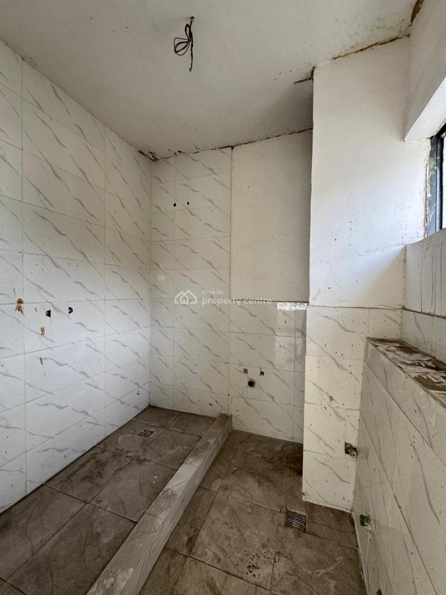 Lovely 3 Bedroom Apartment with Bq in a Gated Community, Anthony, Maryland, Lagos, Block of Flats for Sale