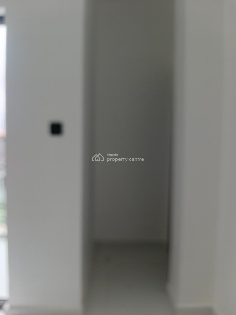 2 Bedroom with Bq, Lekki Phase 1, Lekki, Lagos, Flat / Apartment for Sale