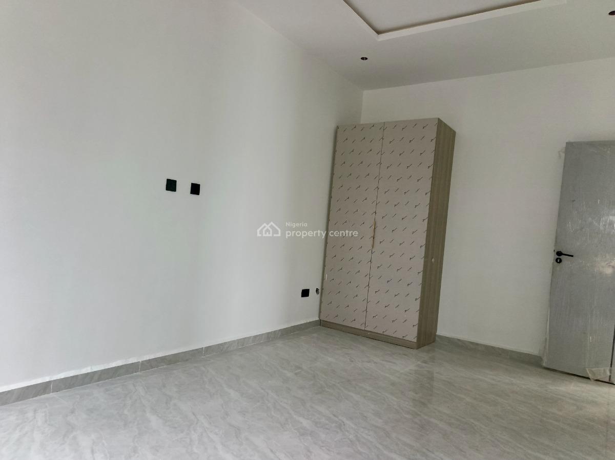 2 Bedroom with Bq, Lekki Phase 1, Lekki, Lagos, Flat / Apartment for Sale