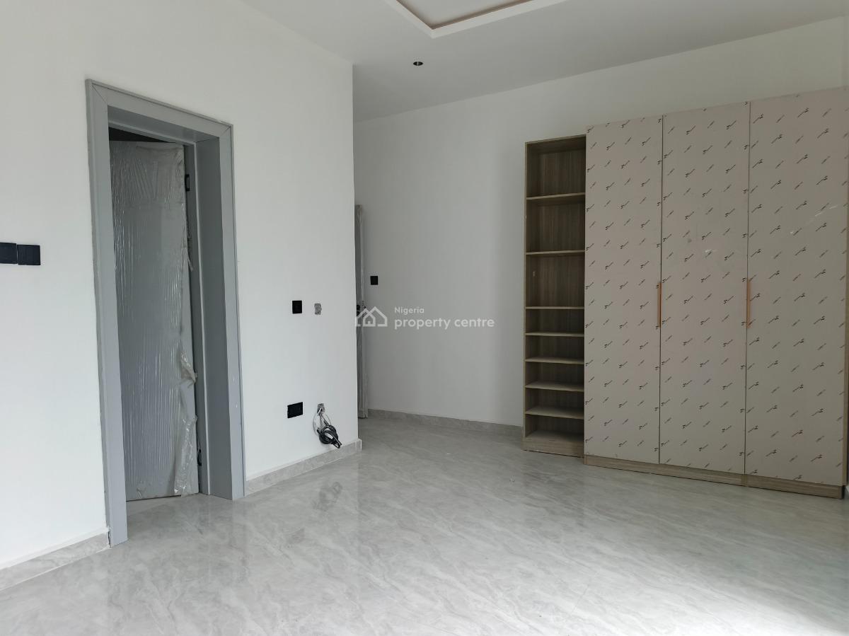 2 Bedroom with Bq, Lekki Phase 1, Lekki, Lagos, Flat / Apartment for Sale