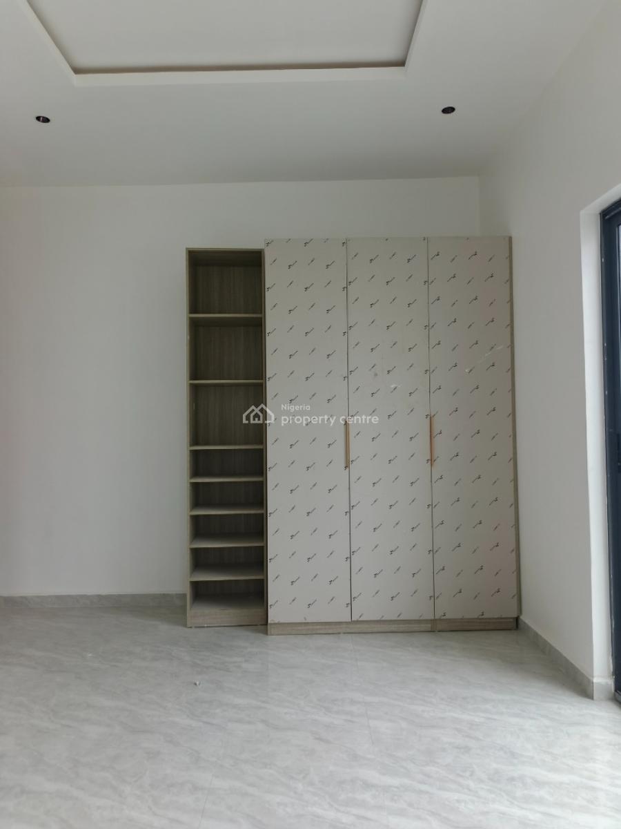 2 Bedroom with Bq, Lekki Phase 1, Lekki, Lagos, Flat / Apartment for Sale