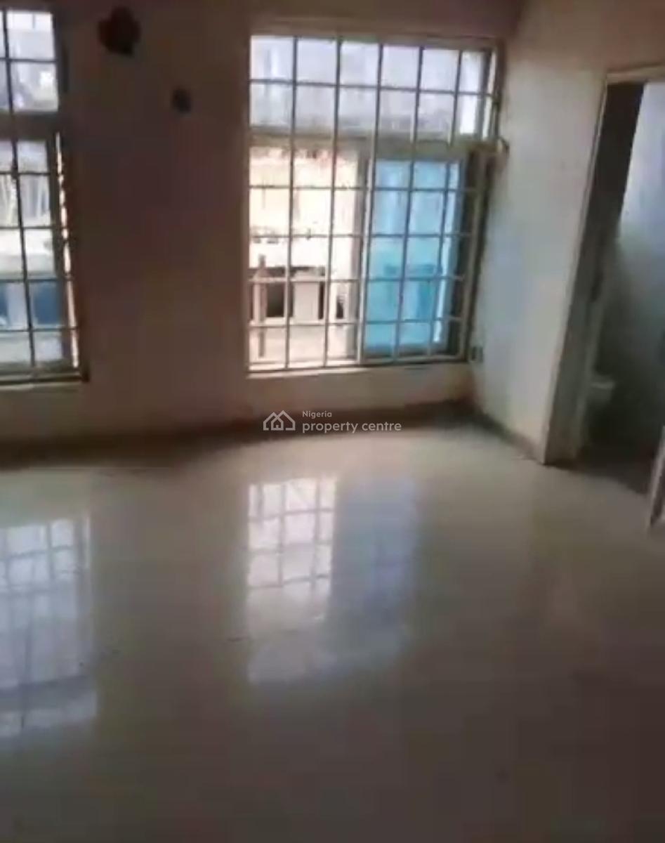 Ground Floor of a Very Busy Commercial Plaza, Utako, Abuja, Plaza / Complex / Mall for Rent