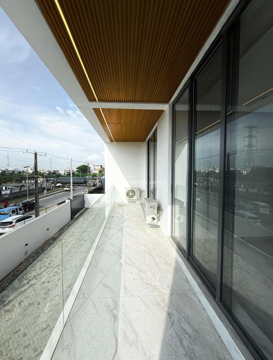 Luxury 1 & 2-bedroom Apartments -- Lekki Phase 1, Lekki Phase 1, Lekki Phase 1, Lekki, Lagos, Flat / Apartment for Sale