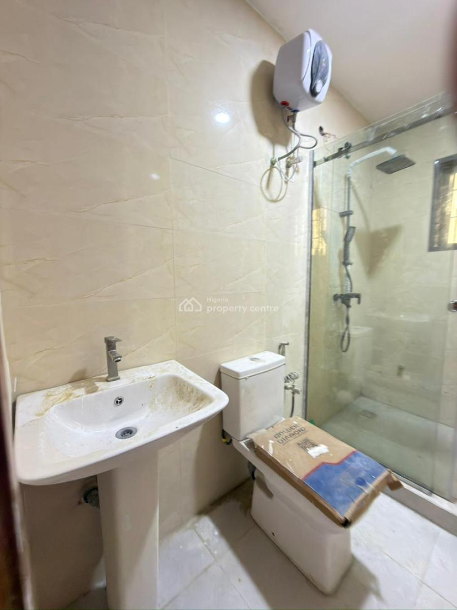 4 Bedroom Maisonette, Lekki, Lagos, Flat / Apartment for Rent