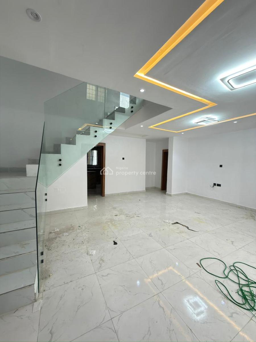 4 Bedroom Maisonette, Lekki, Lagos, Flat / Apartment for Rent