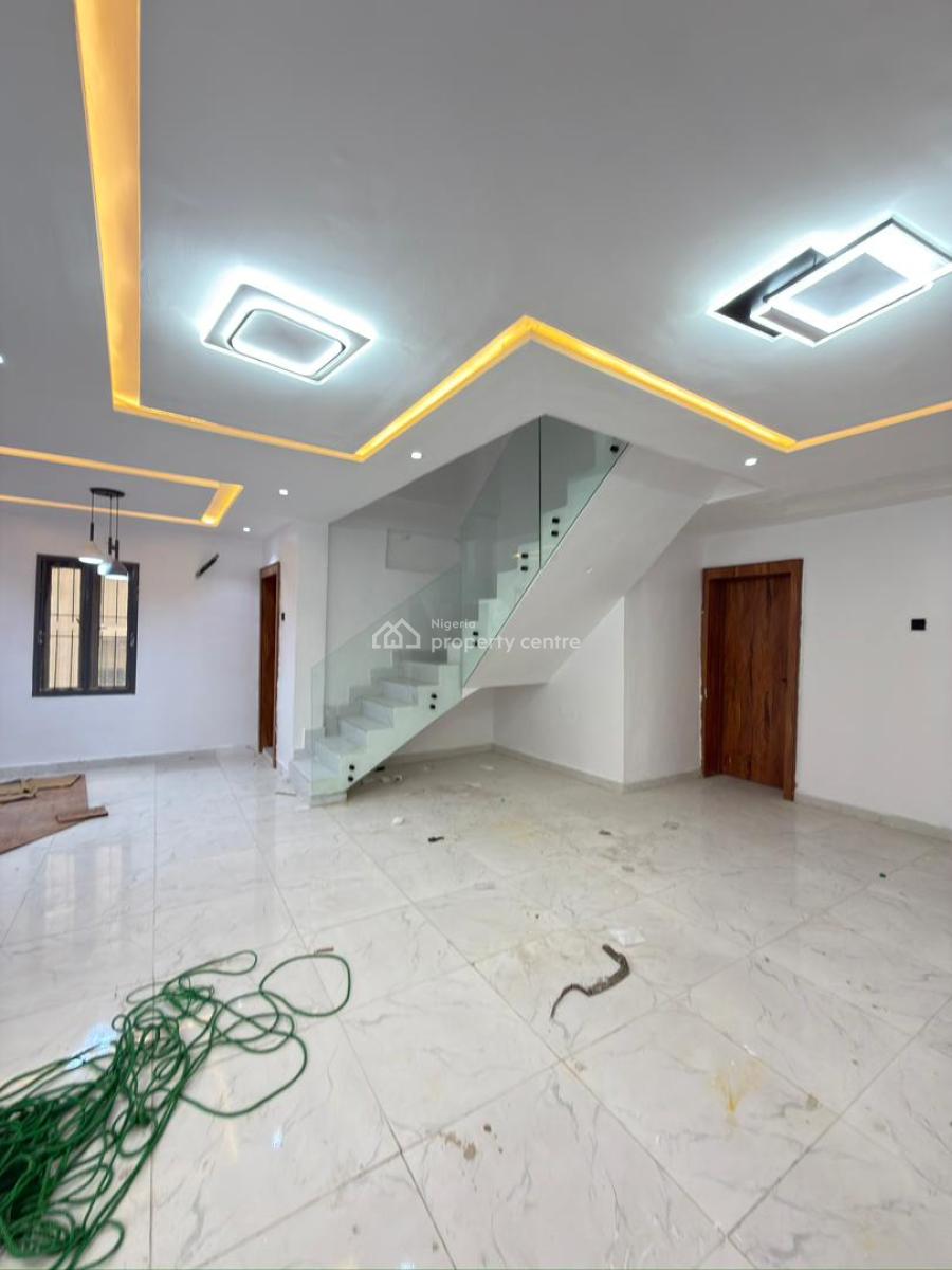 4 Bedroom Maisonette in Lekki Phase 1, Lekki Phase 1, Lekki, Lagos, Flat / Apartment for Rent