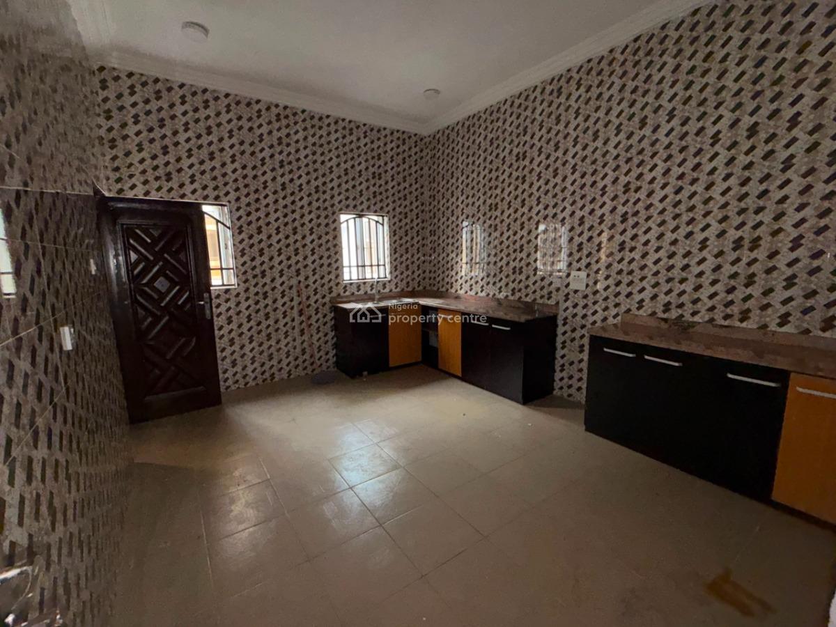 2 Bedroom Flat, Off International Airport Road Ajao Estate, Isolo, Lagos, Flat / Apartment for Rent