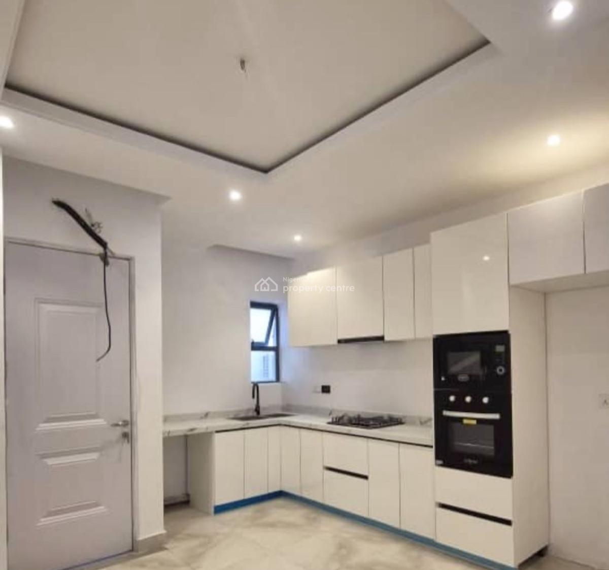 2 Bedroom Maisonette, Lekki Phase 1, Lekki, Lagos, Flat / Apartment for Rent