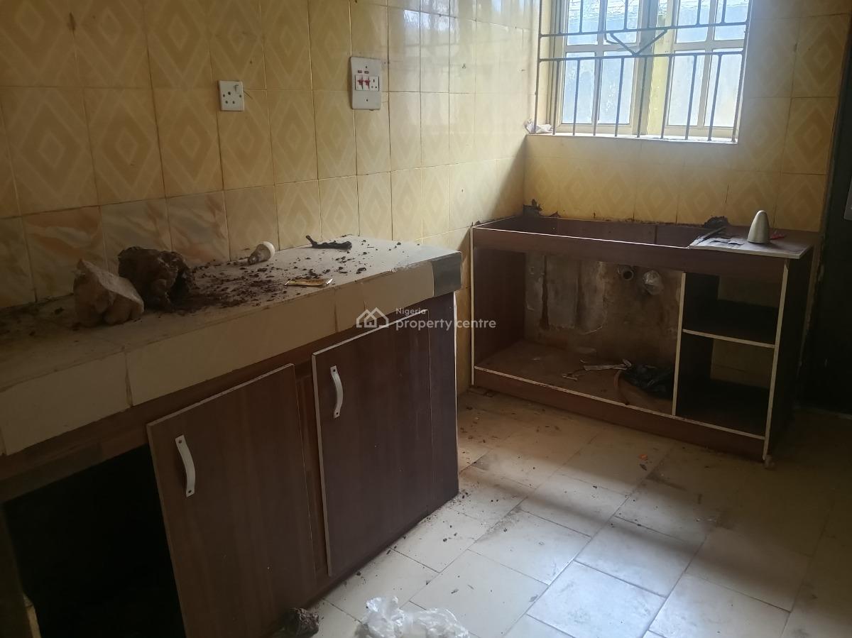 Nice 2 Bedroom Flat, Ajiwe, Ajah, Lagos, Flat / Apartment for Rent