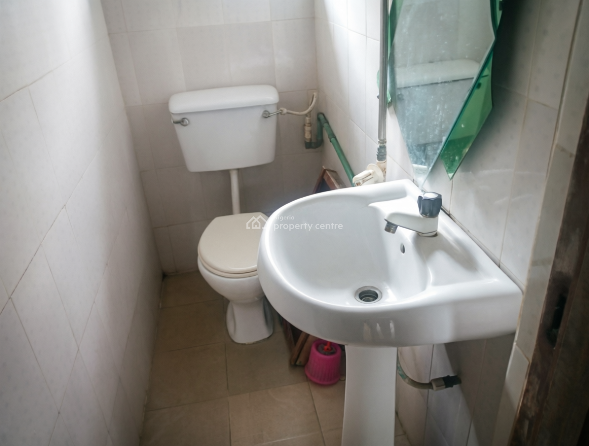 Nice 2 Bedroom Flat, Ajiwe, Ajah, Lagos, Flat / Apartment for Rent