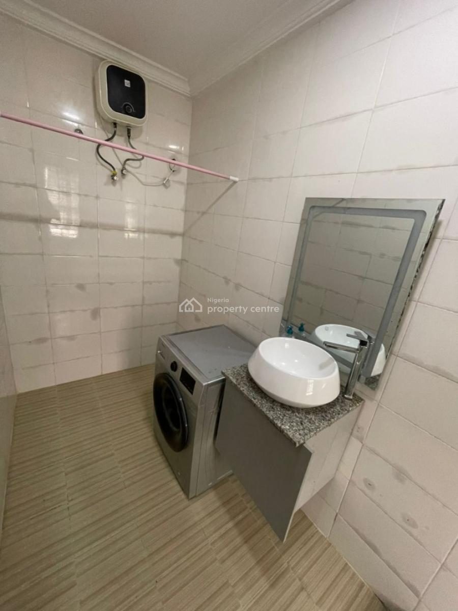 1 Bedroom Apartment, Lekki Phase 1, Lekki, Lagos, Flat / Apartment for Rent