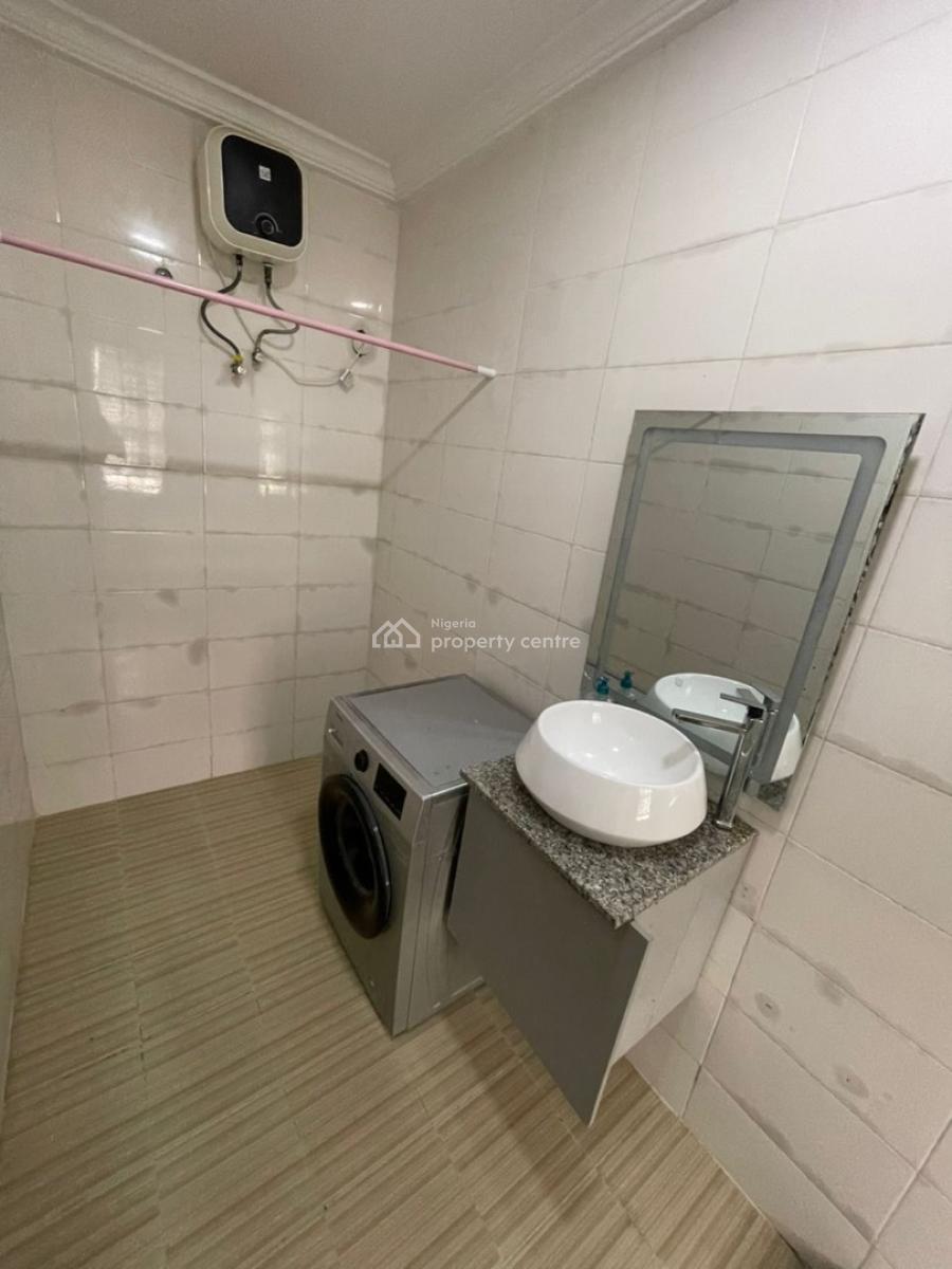 1 Bedroom Apartment, Lekki Phase 1, Lekki, Lagos, Flat / Apartment for Rent
