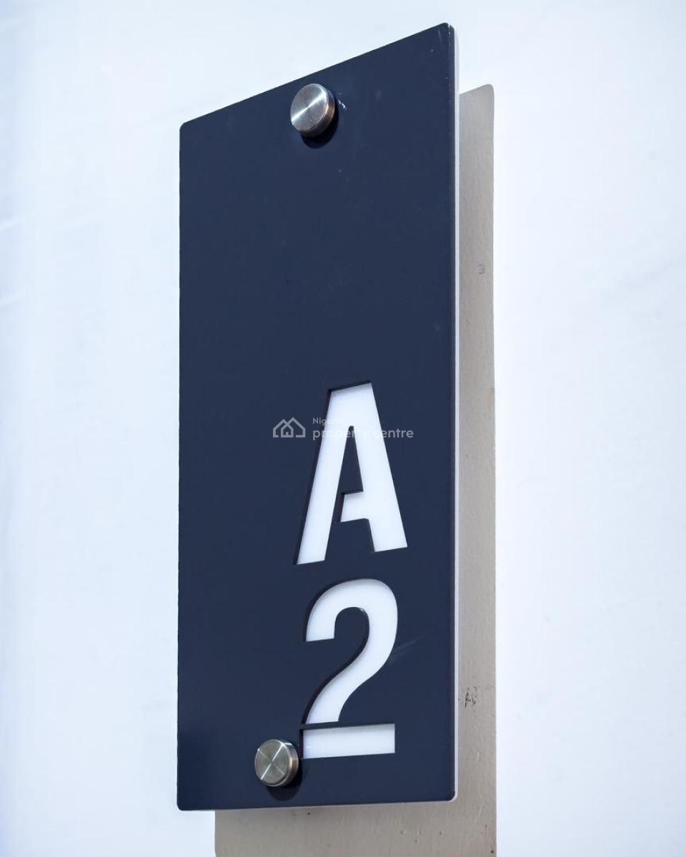 Fully Serviced 3bedroom Apartment with a Pool, Central Gas System.., Lekki Phase 1, Lekki, Lagos, Flat / Apartment for Sale