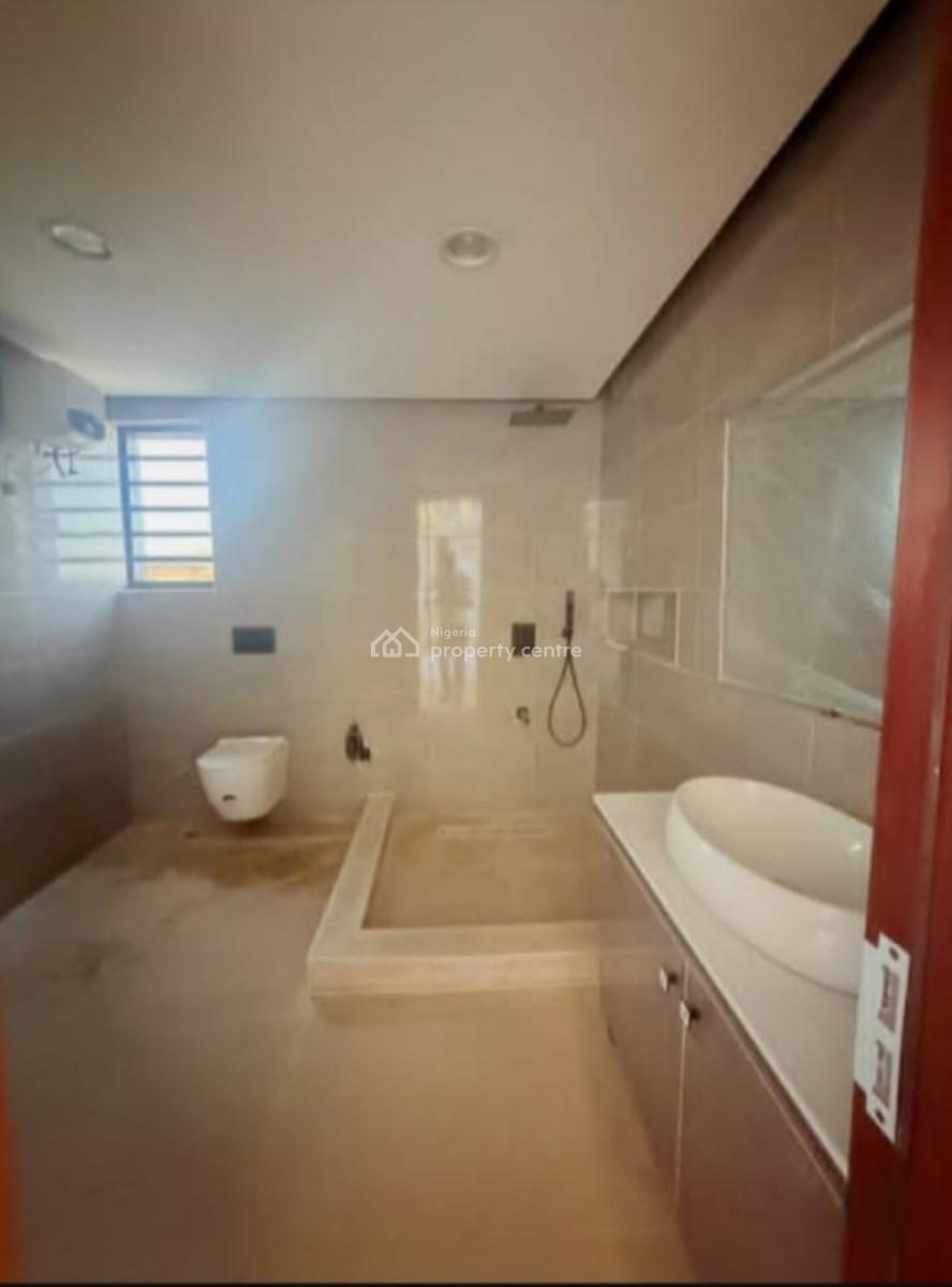 4 Bedroom Semi Detached Duplex with a Bq, Yaba, Lagos, Semi-detached Duplex for Sale