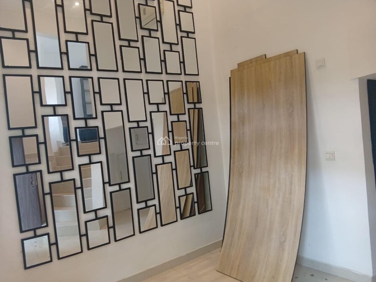 Beautiful and Serviced 2 Bedroom Apartment, Lekki Phase 1, Lekki, Lagos, Flat / Apartment for Rent