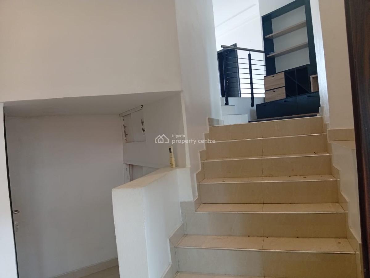 Beautiful and Serviced 2 Bedroom Apartment, Lekki Phase 1, Lekki, Lagos, Flat / Apartment for Rent