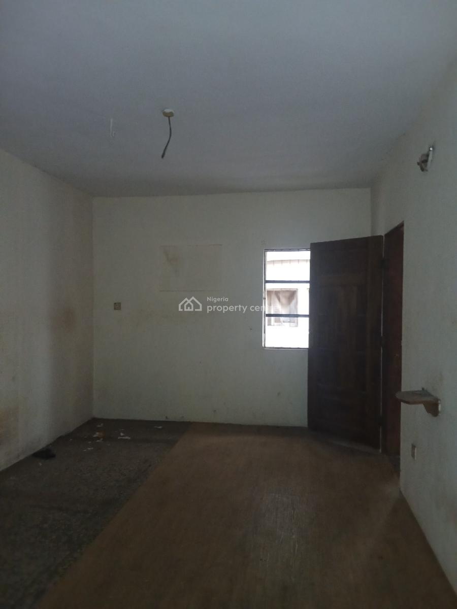 Fantastic Lovely Executive 3 Bedroom Apartment, Yaba, Lagos, Flat / Apartment for Rent
