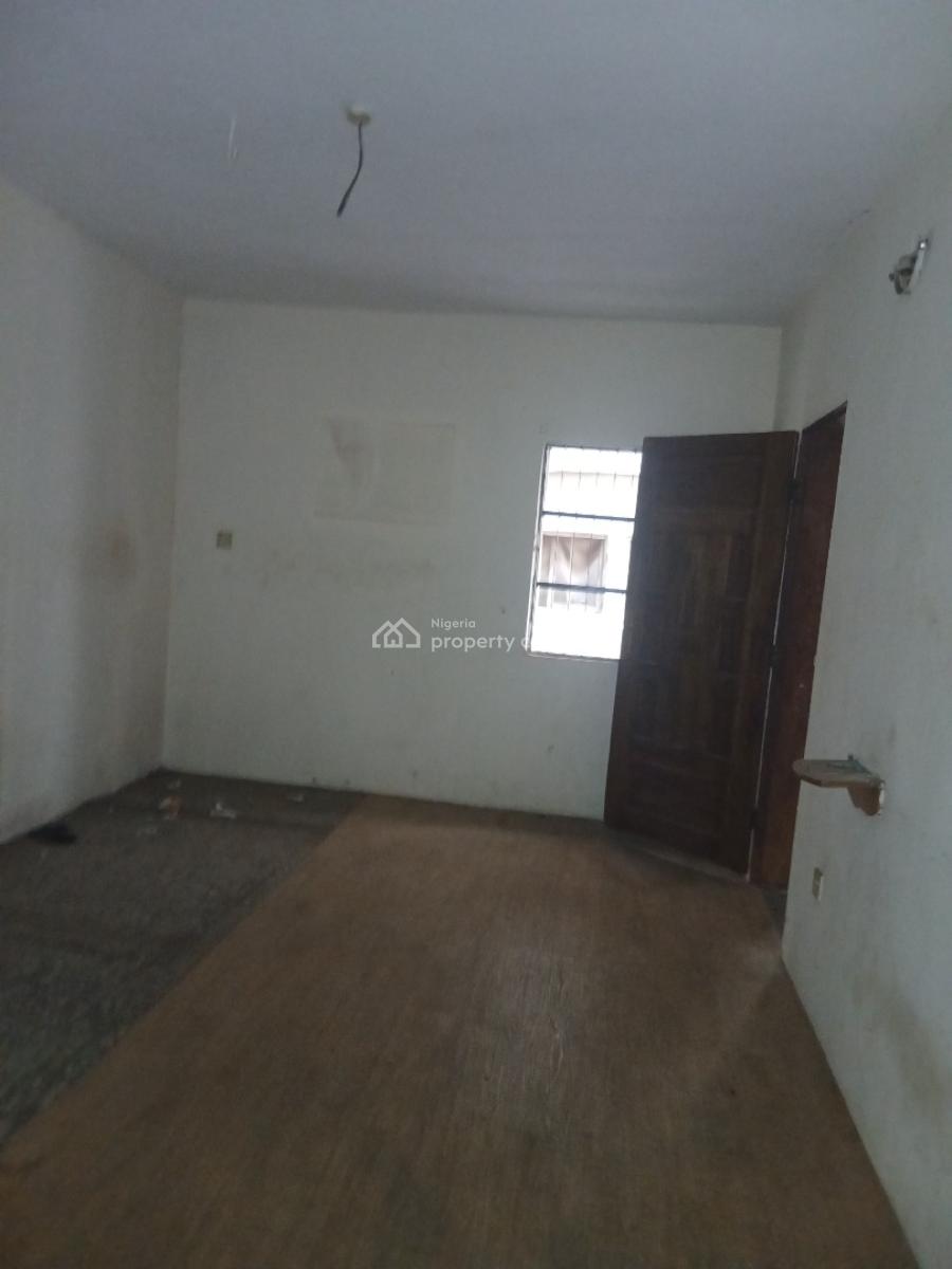 Fantastic Lovely Executive 3 Bedroom Apartment, Yaba, Lagos, Flat / Apartment for Rent