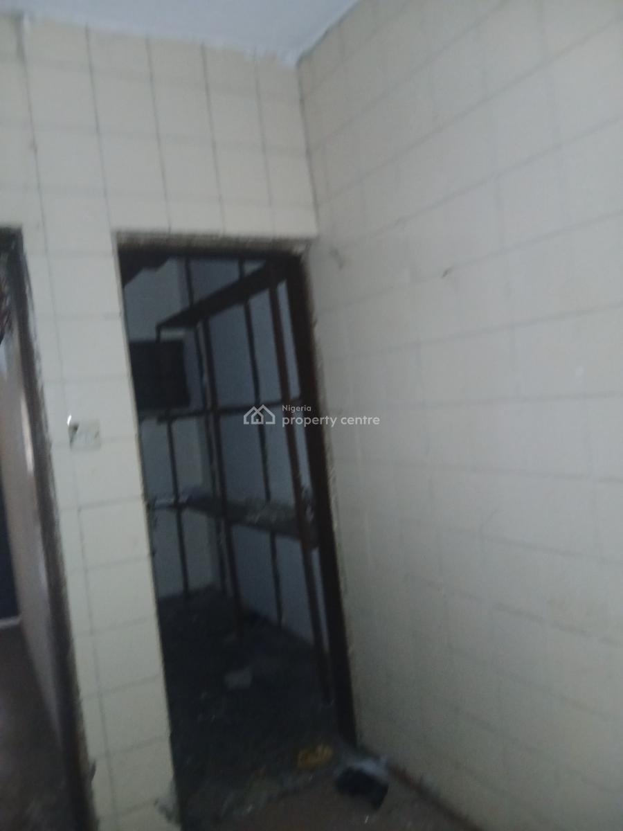 Fantastic Lovely Executive 3 Bedroom Apartment, Yaba, Lagos, Flat / Apartment for Rent