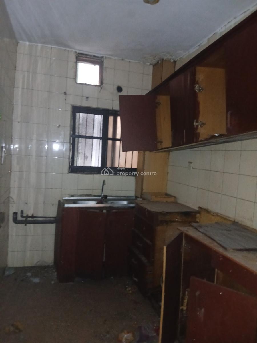 Fantastic Lovely Executive 3 Bedroom Apartment, Yaba, Lagos, Flat / Apartment for Rent