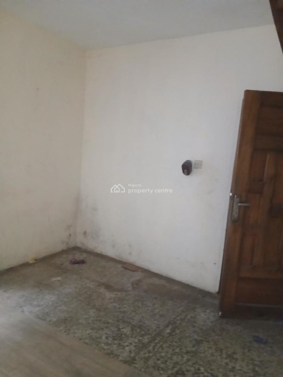 Fantastic Lovely Executive 3 Bedroom Apartment, Yaba, Lagos, Flat / Apartment for Rent