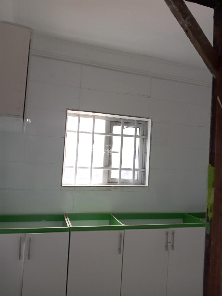 Newly Built 2 Bedroom Apartment, Aiyelegun Bucknor Estate, Isolo, Lagos, Flat / Apartment for Rent