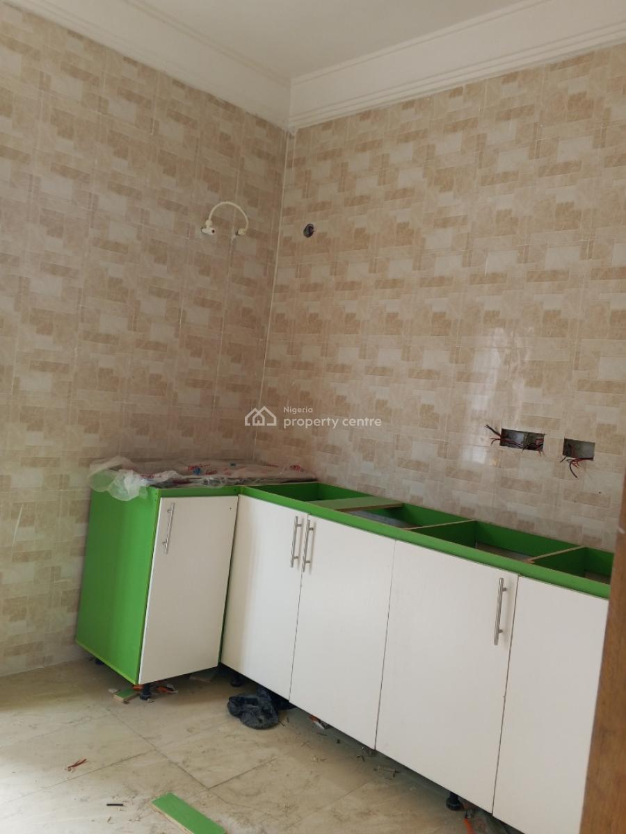Newly Built 2 Bedroom Apartment, Aiyelegun Bucknor Estate, Isolo, Lagos, Flat / Apartment for Rent