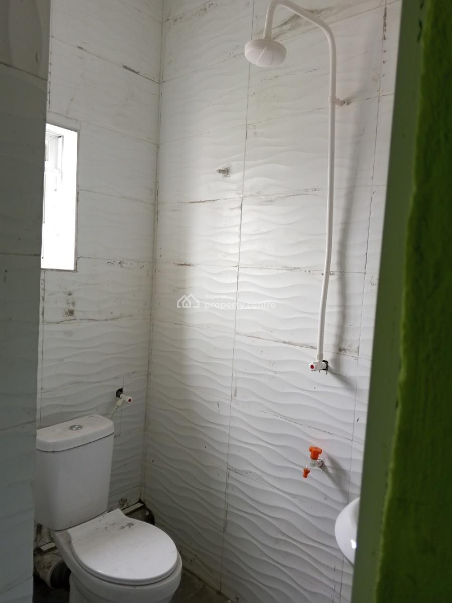 Newly Built 2 Bedroom Apartment, Aiyelegun Bucknor Estate, Isolo, Lagos, Flat / Apartment for Rent