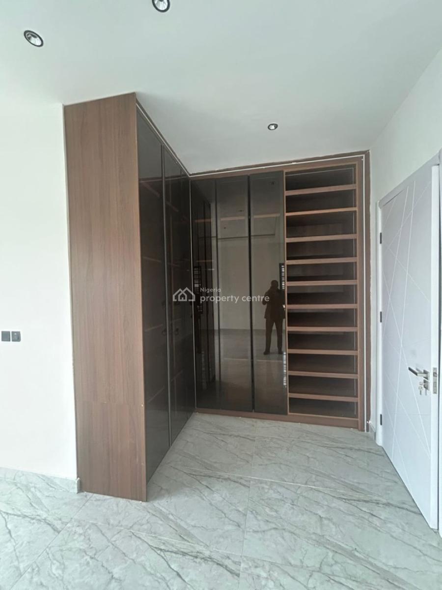 3 Bedroom Maisonette, Lekki Phase 1, Lekki, Lagos, Flat / Apartment for Sale