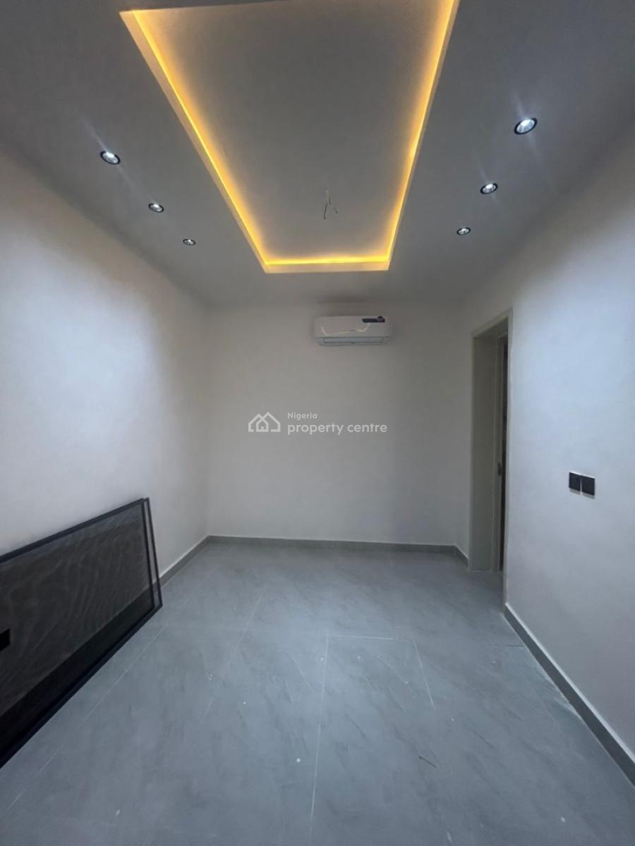3 Bedroom Maisonette, Lekki Phase 1, Lekki, Lagos, Flat / Apartment for Rent