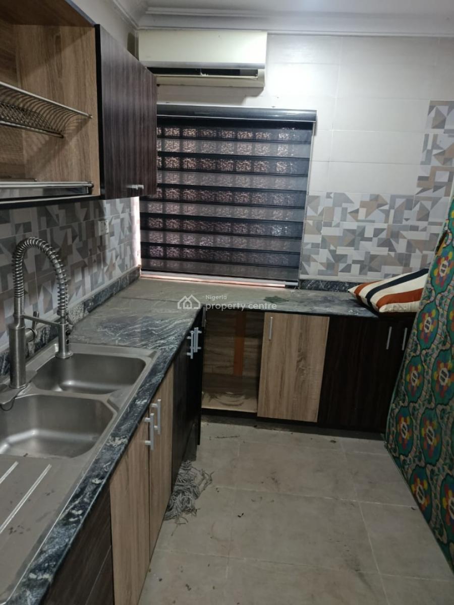 5 Bedroom Furnished Office, Surulere, Lagos, Semi-detached Duplex for Rent