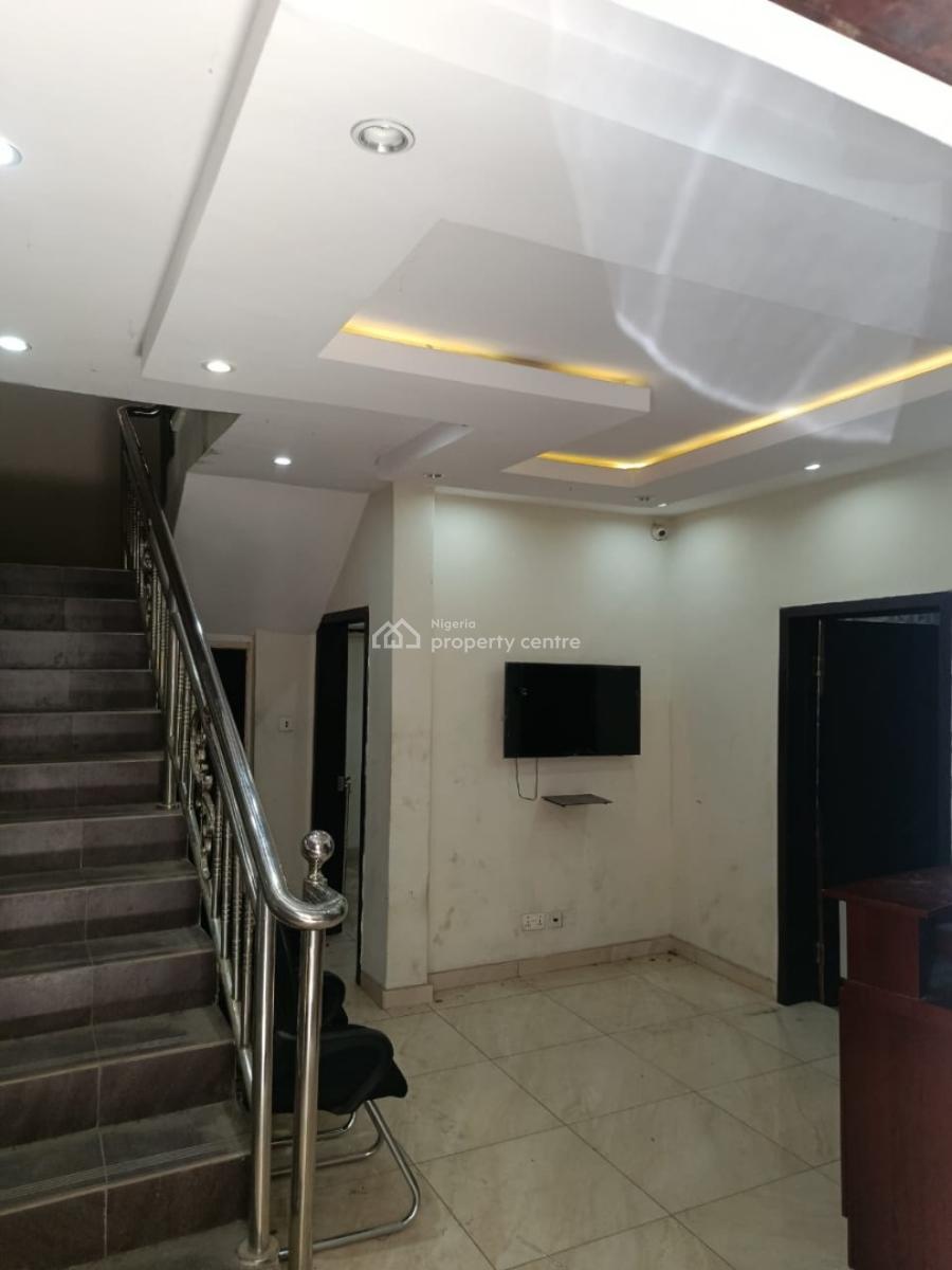 5 Bedroom Furnished Office, Surulere, Lagos, Semi-detached Duplex for Rent