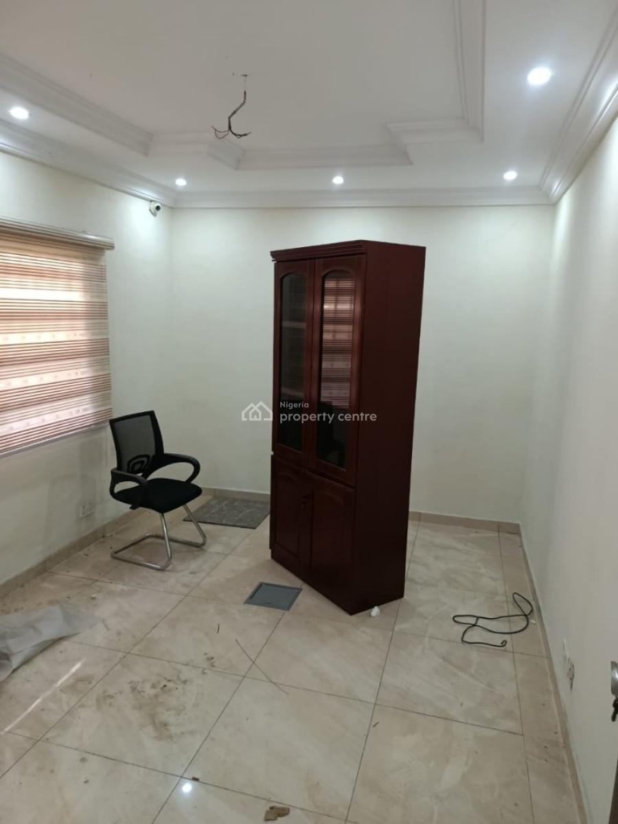 5 Bedroom Furnished Office, Surulere, Lagos, Semi-detached Duplex for Rent