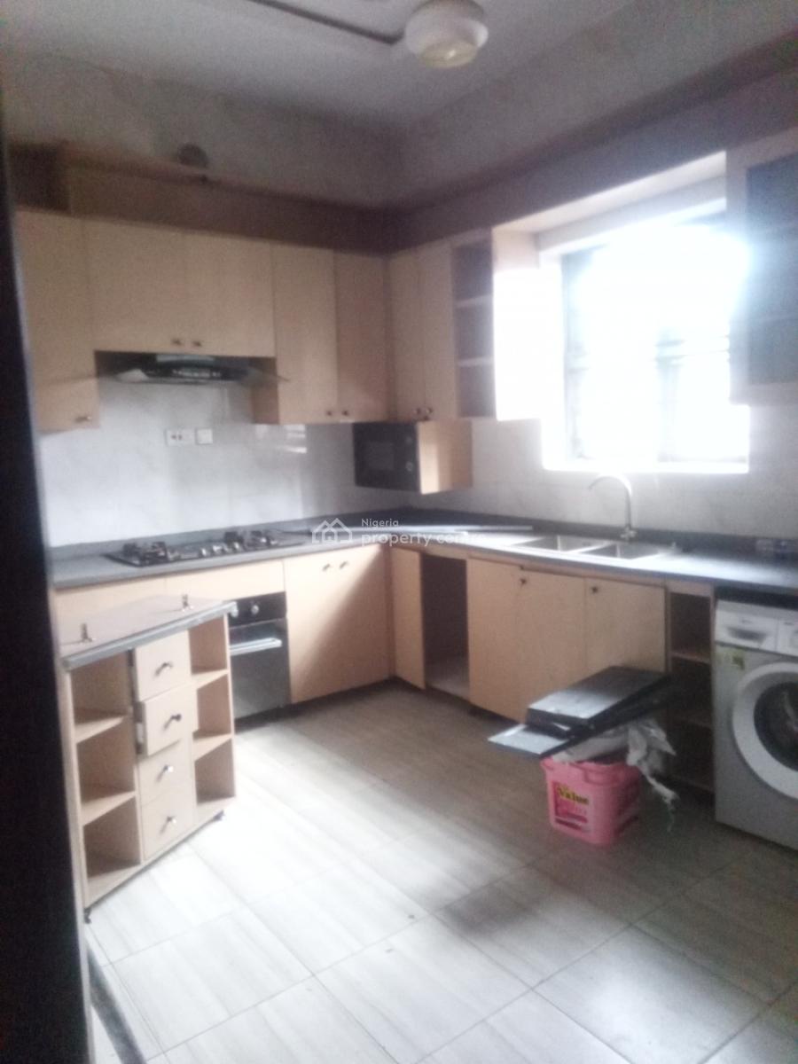a Spacious Room, Orchid Road Z Golden Palm Estate, Lekki, Lagos, Self Contain (single Rooms) for Rent