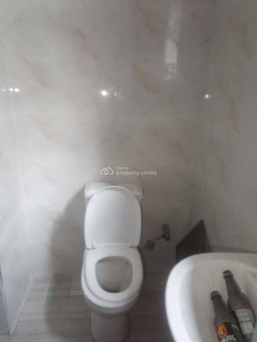 a Spacious Room, Orchid Road Z Golden Palm Estate, Lekki, Lagos, Self Contain (single Rooms) for Rent