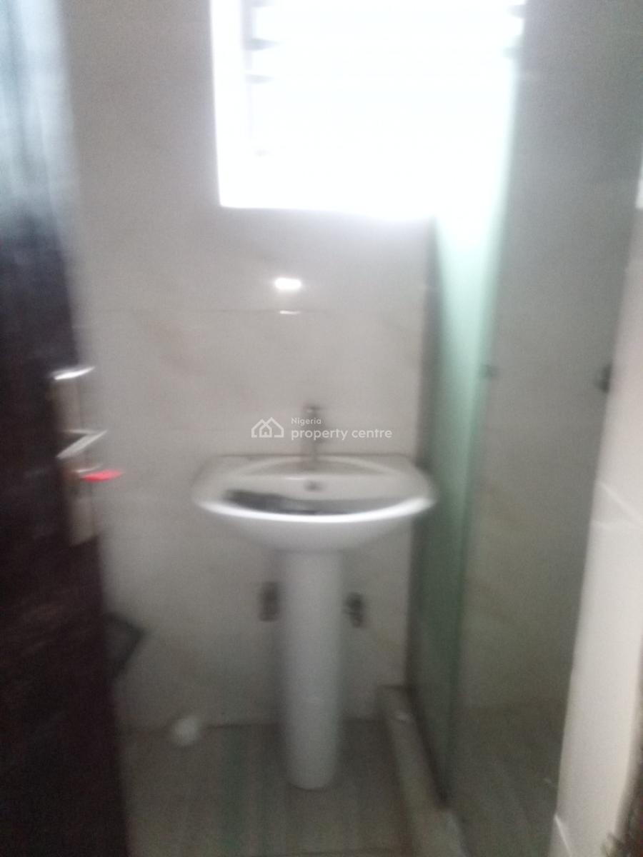 a Spacious Room, Orchid Road Z Golden Palm Estate, Lekki, Lagos, Self Contain (single Rooms) for Rent