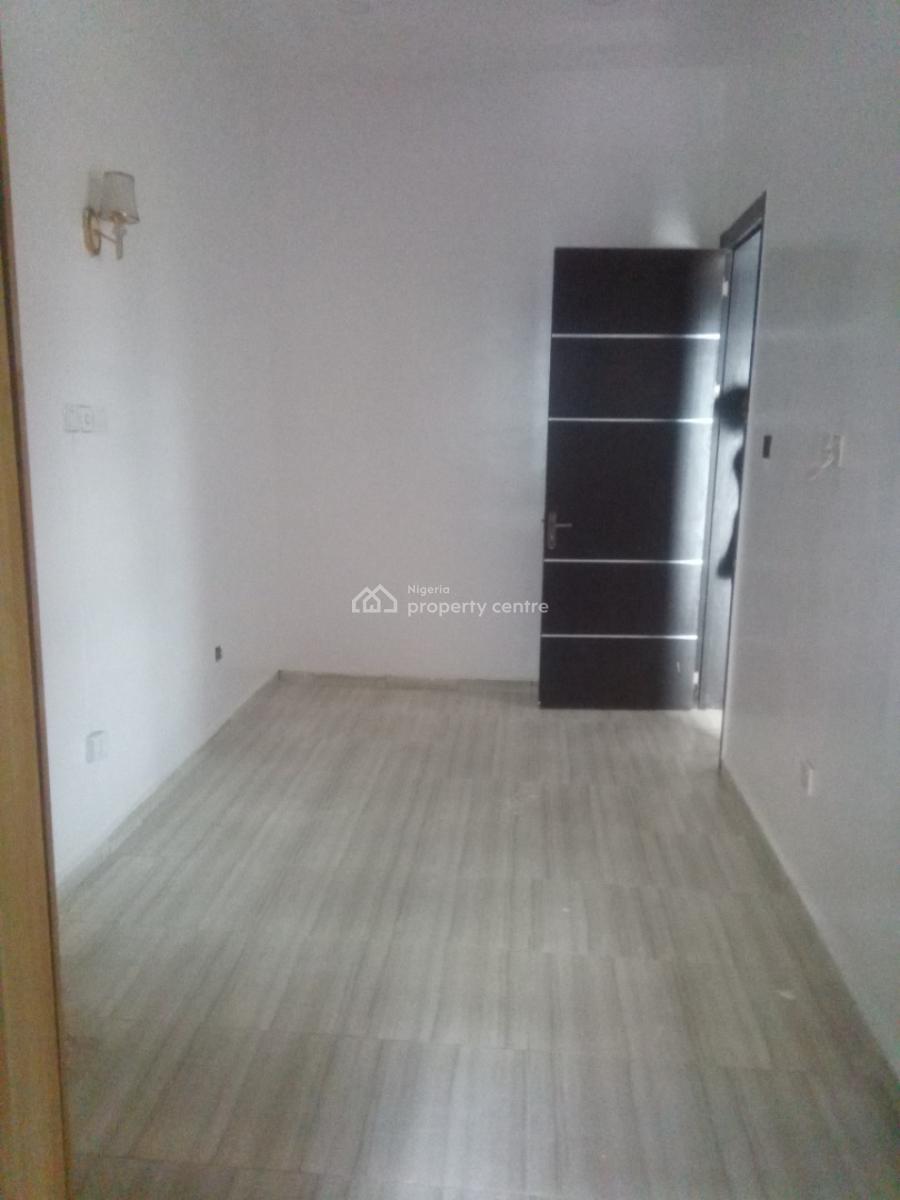 a Spacious Room, Orchid Road Z Golden Palm Estate, Lekki, Lagos, Self Contain (single Rooms) for Rent