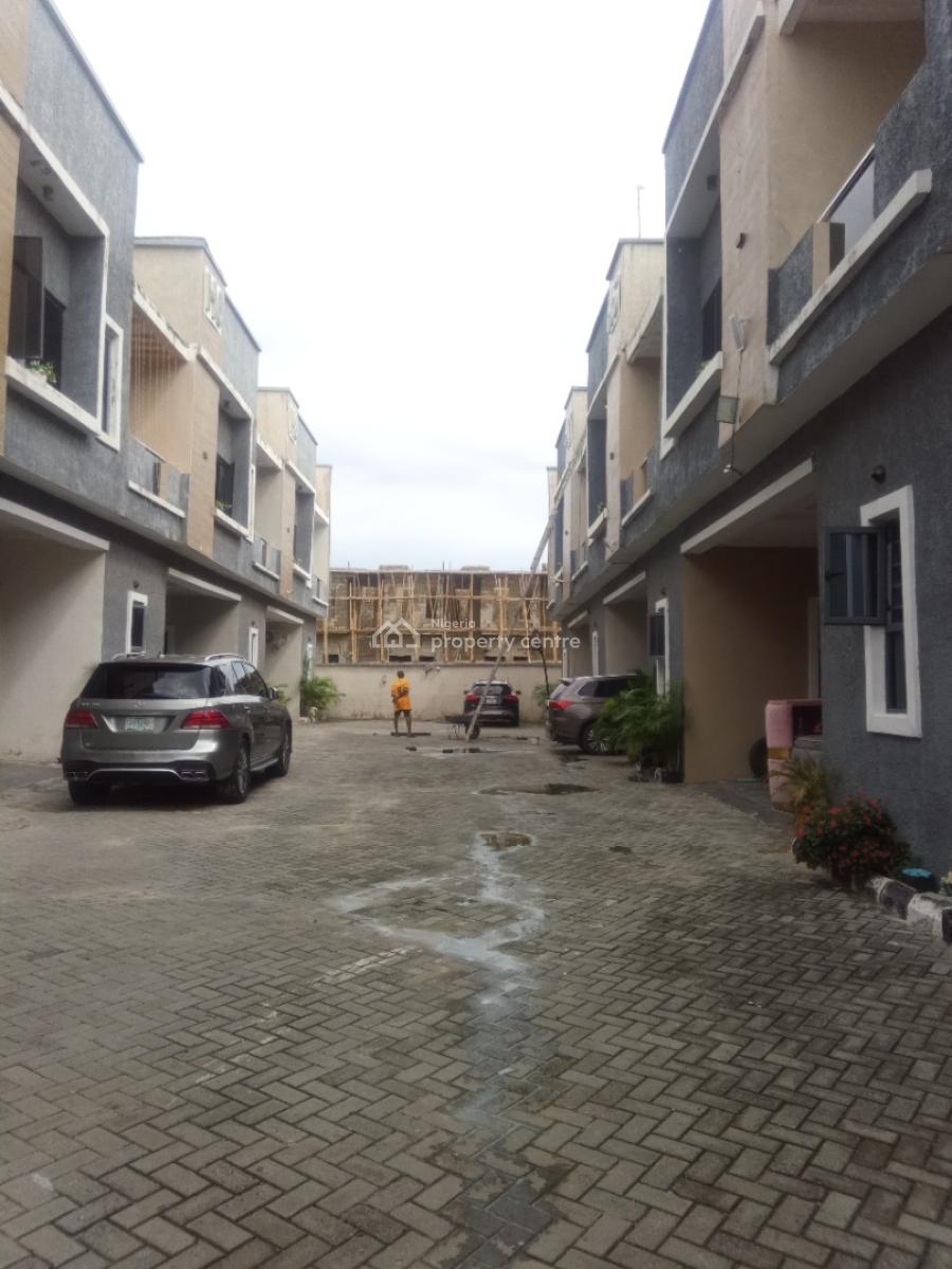 a Spacious Room, Orchid Road Z Golden Palm Estate, Lekki, Lagos, Self Contain (single Rooms) for Rent