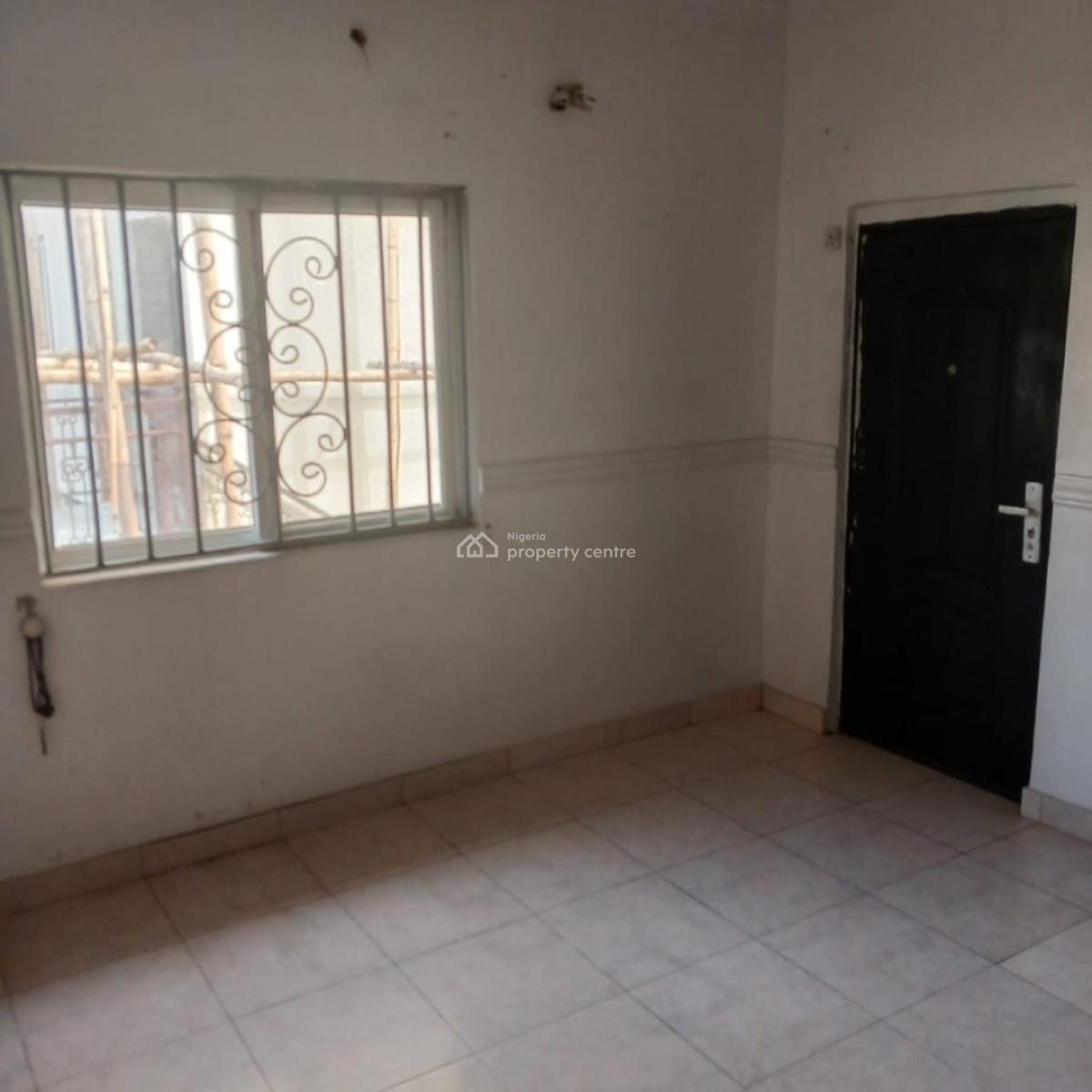 Very Spacious and Relatively New 3 Bedroom Flat, Atlantic View Estate, Alpha Beach Road, New-road Bustop, Igbo Efon, Lekki, Lagos, Flat / Apartment for Rent
