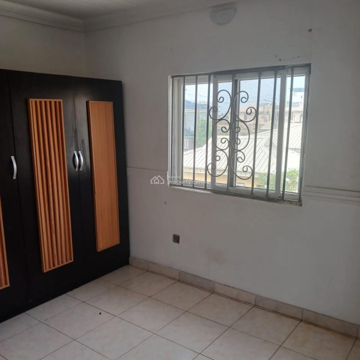 Very Spacious and Relatively New 3 Bedroom Flat, Atlantic View Estate, Alpha Beach Road, New-road Bustop, Igbo Efon, Lekki, Lagos, Flat / Apartment for Rent