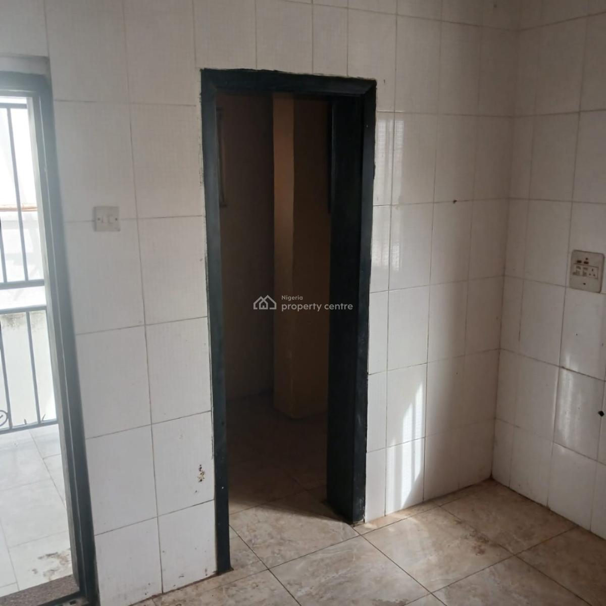 Very Spacious and Relatively New 3 Bedroom Flat, Atlantic View Estate, Alpha Beach Road, New-road Bustop, Igbo Efon, Lekki, Lagos, Flat / Apartment for Rent