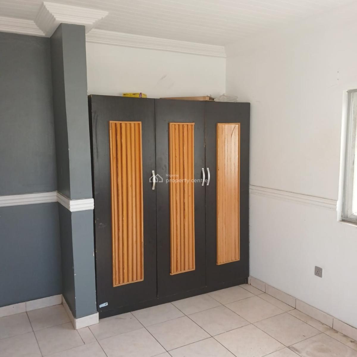 Very Spacious and Relatively New 3 Bedroom Flat, Atlantic View Estate, Alpha Beach Road, New-road Bustop, Igbo Efon, Lekki, Lagos, Flat / Apartment for Rent