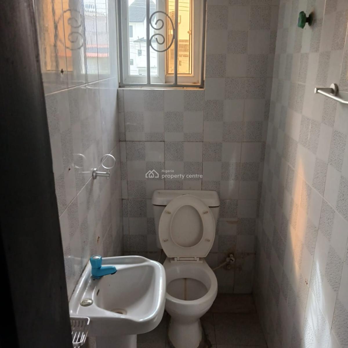 Very Spacious and Relatively New 3 Bedroom Flat, Atlantic View Estate, Alpha Beach Road, New-road Bustop, Igbo Efon, Lekki, Lagos, Flat / Apartment for Rent