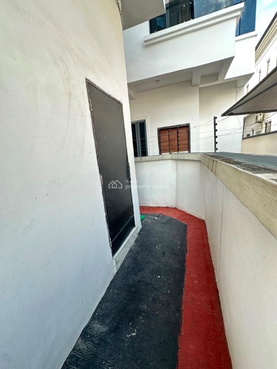 Luxury Bq Available 24 Hours Light, Chevron, Lekki Phase 2, Lekki, Lagos, Self Contain (single Rooms) for Rent