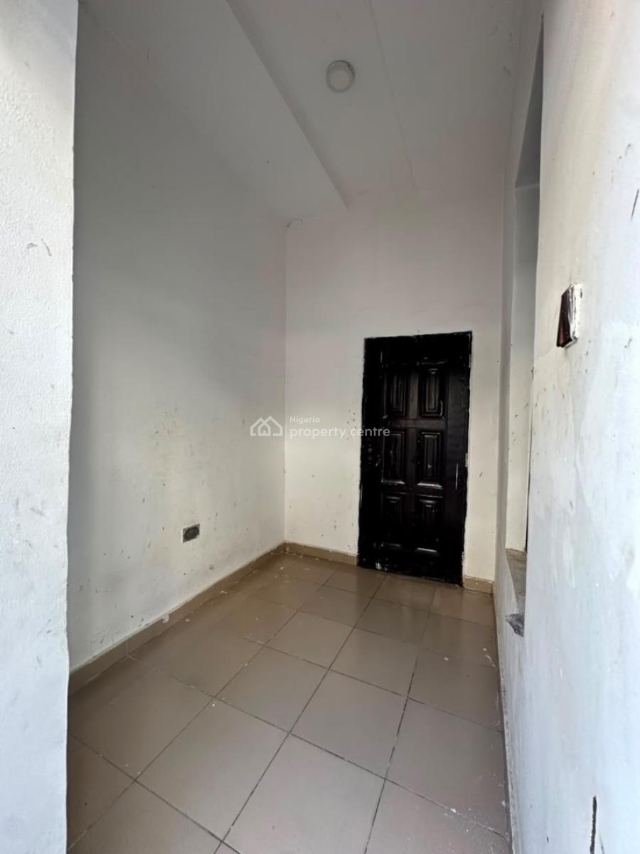 Luxury Bq Available 24 Hours Light, Chevron, Lekki Phase 2, Lekki, Lagos, Self Contain (single Rooms) for Rent